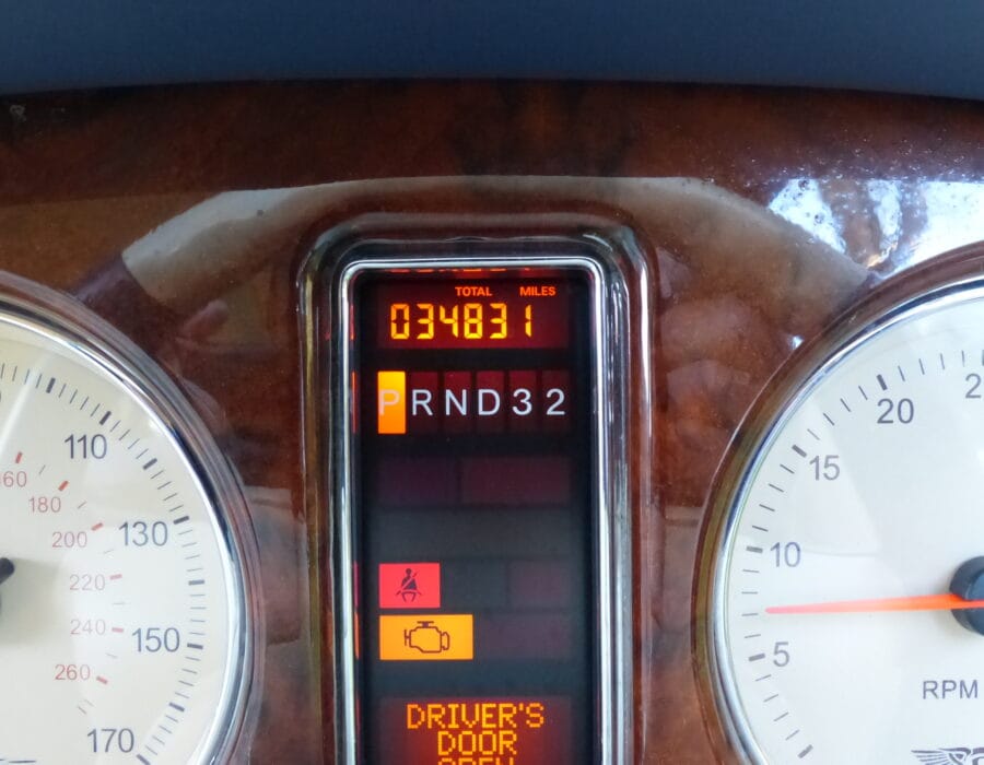 2000 BENTLEY ARNAGE RED LABEL 6.8 SALOON SOLD