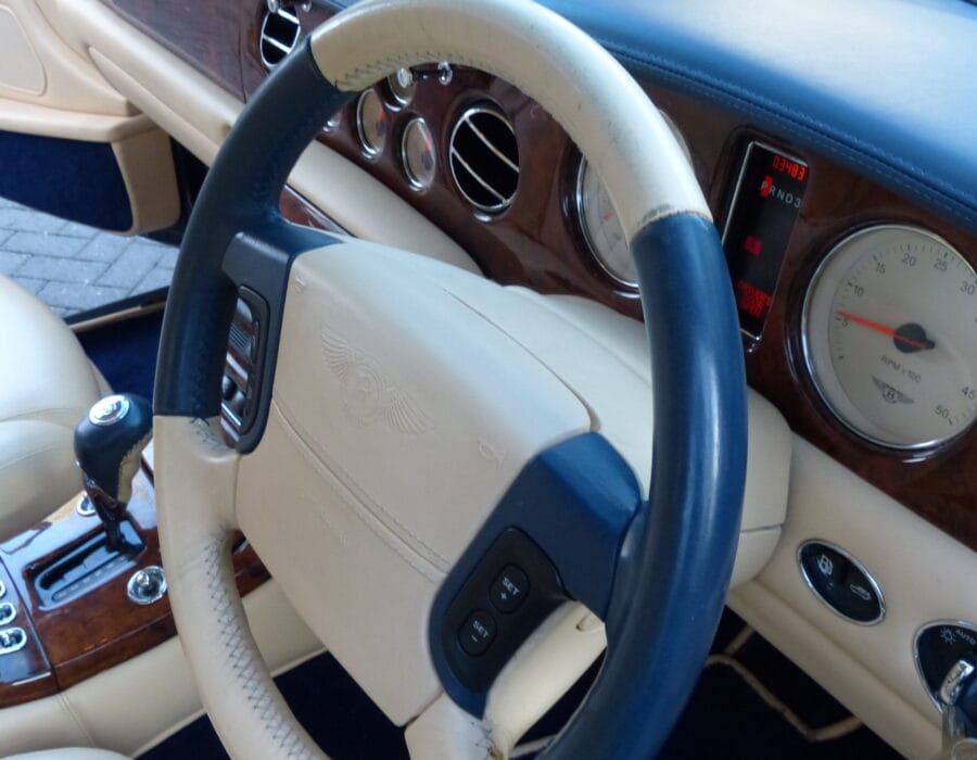 2000 BENTLEY ARNAGE RED LABEL 6.8 SALOON SOLD