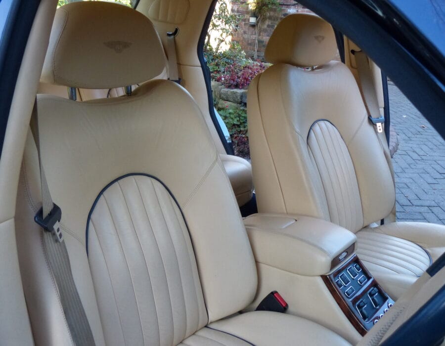 2000 BENTLEY ARNAGE RED LABEL 6.8 SALOON SOLD