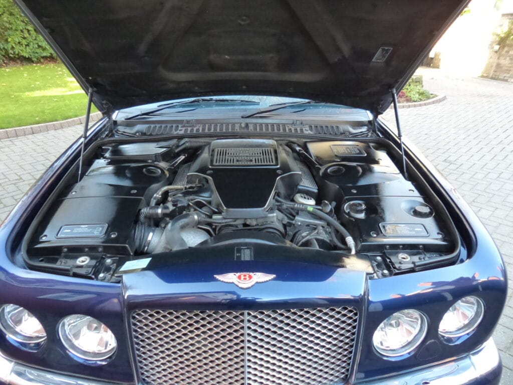 2000 BENTLEY ARNAGE RED LABEL 6.8 SALOON SOLD