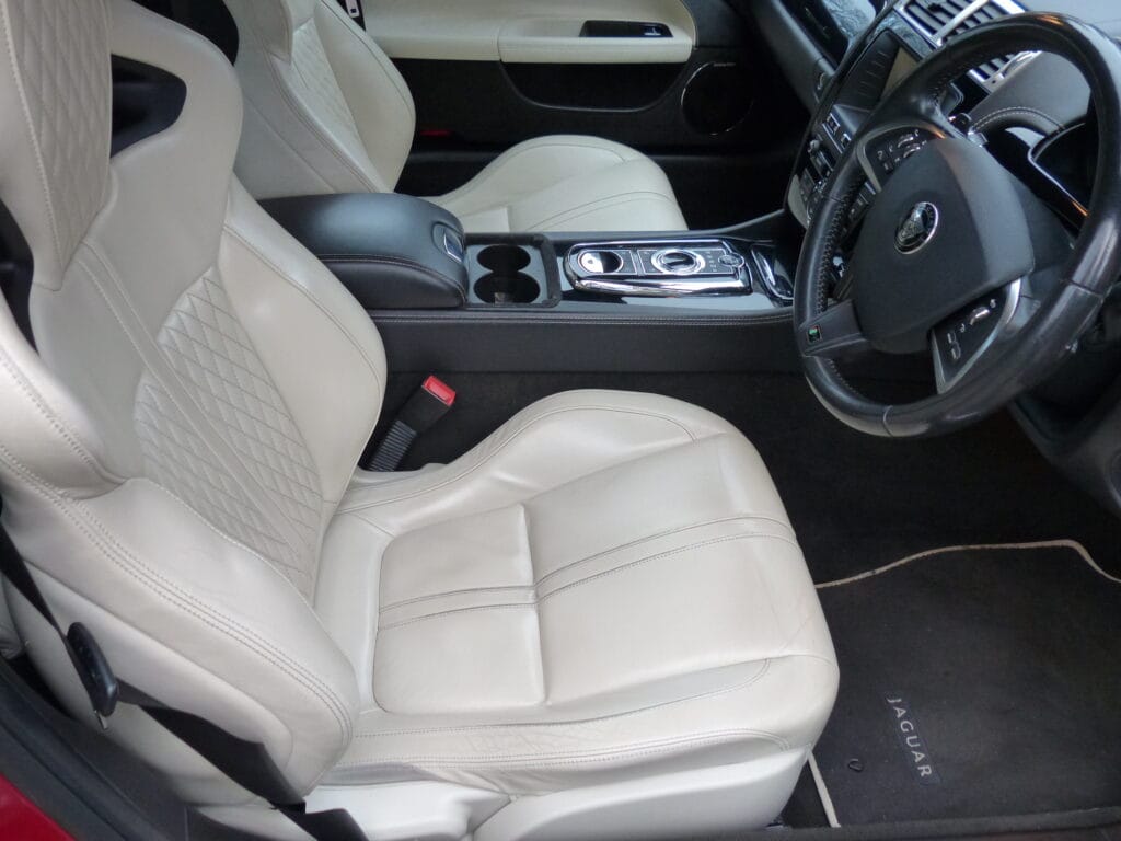 2014 JAGUAR XK DYNAMIC R £24,950