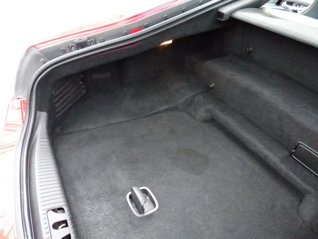 2014 JAGUAR XK DYNAMIC R £24,950