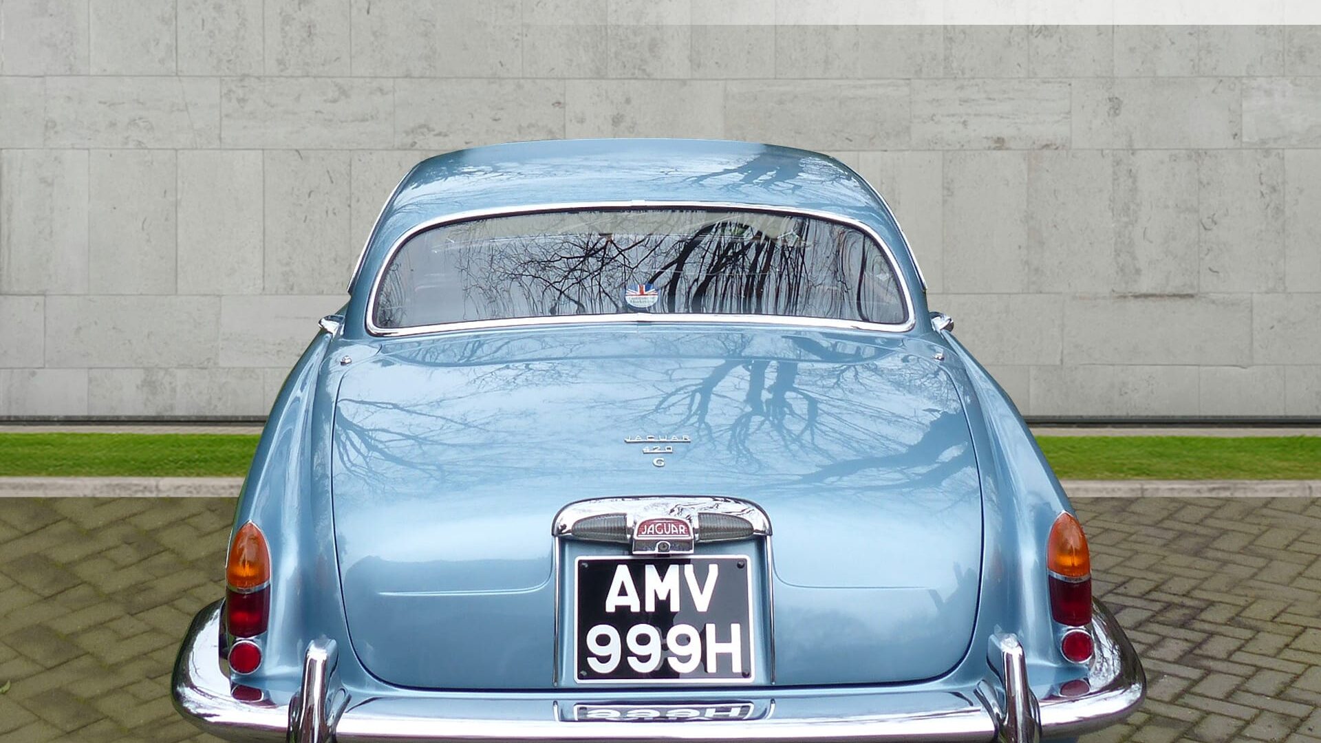 1969 JAGUAR 420G MANUAL WITH O/D