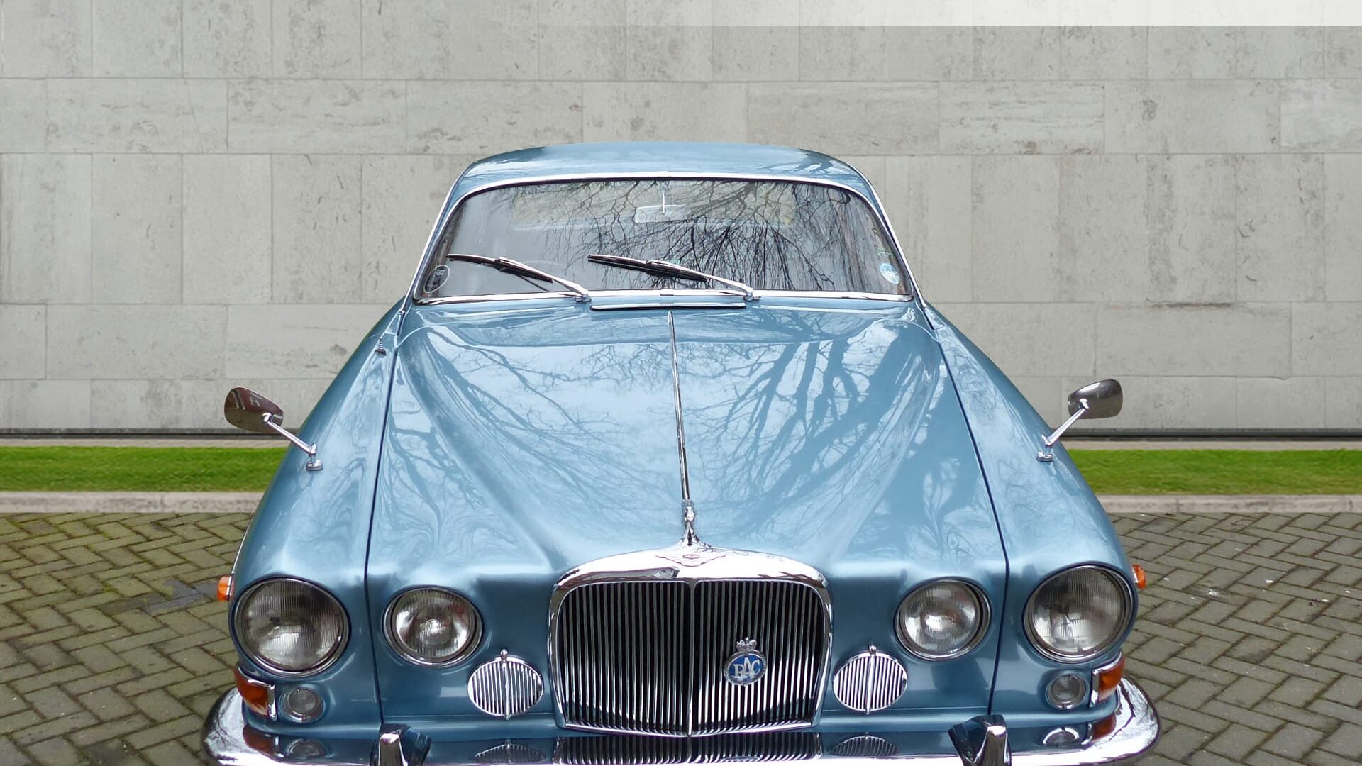 1969 JAGUAR 420G MANUAL WITH O/D