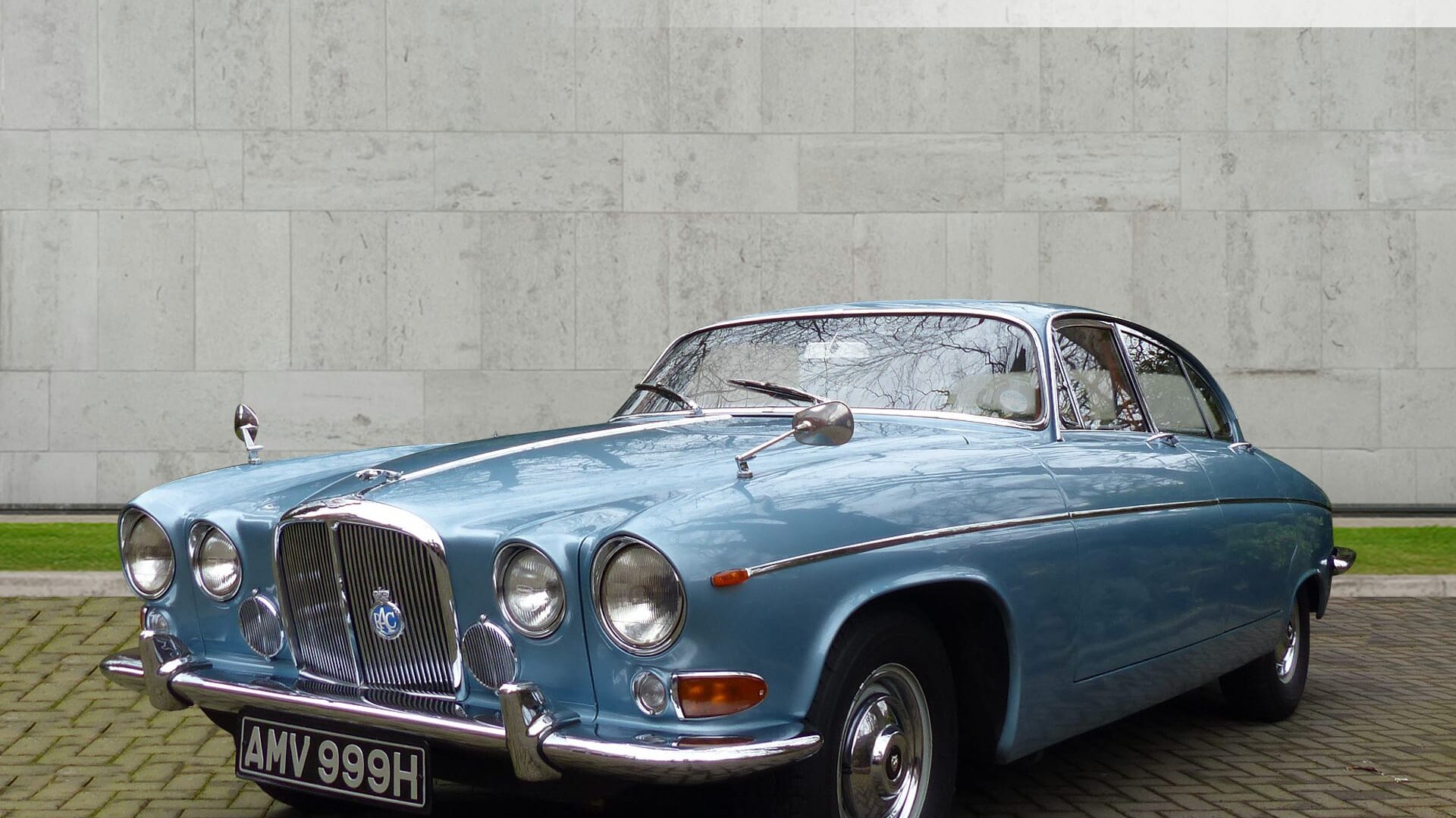 1969 JAGUAR 420G MANUAL WITH O/D