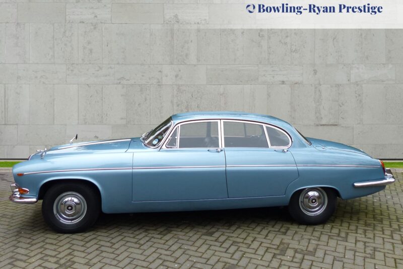 1969 JAGUAR 420G MANUAL WITH O/D