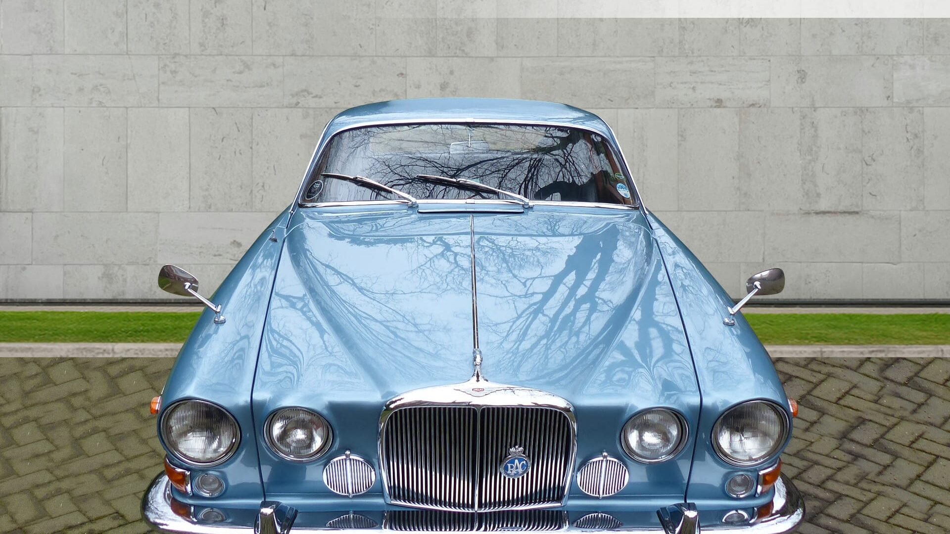 1969 JAGUAR 420G MANUAL WITH O/D