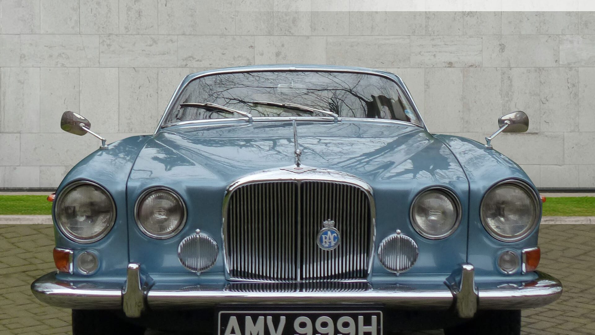 1969 JAGUAR 420G MANUAL WITH O/D