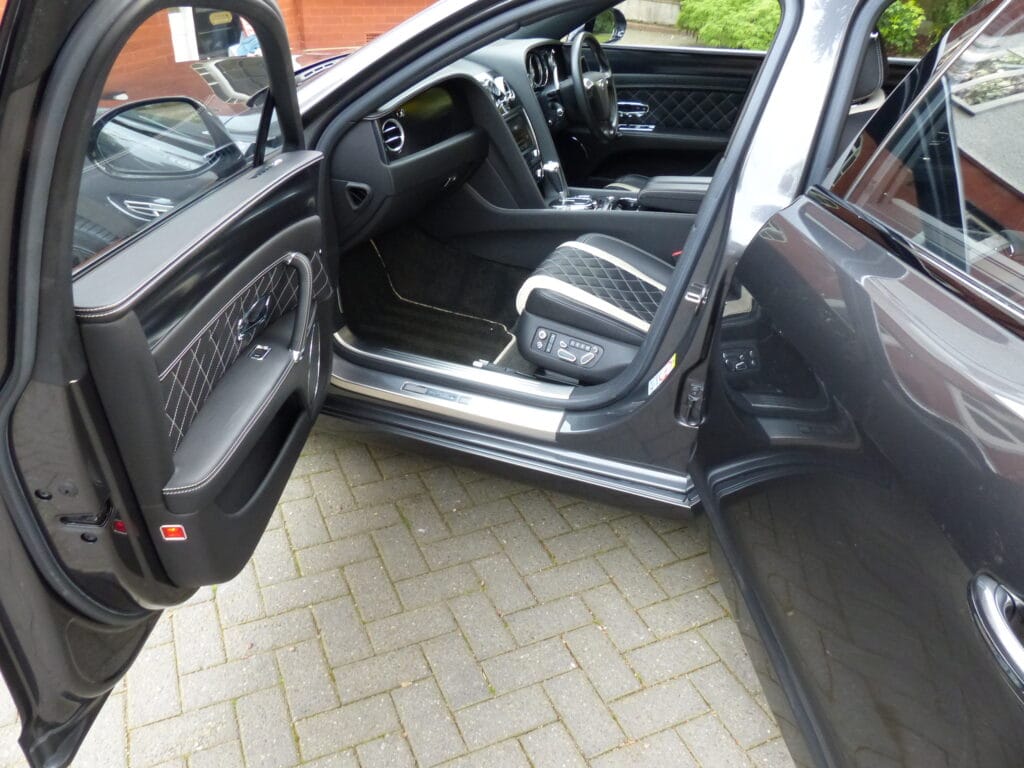 2017 BENTLEY FLYING SPUR W12 S SALOON