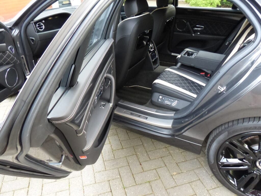 2017 BENTLEY FLYING SPUR W12 S SALOON