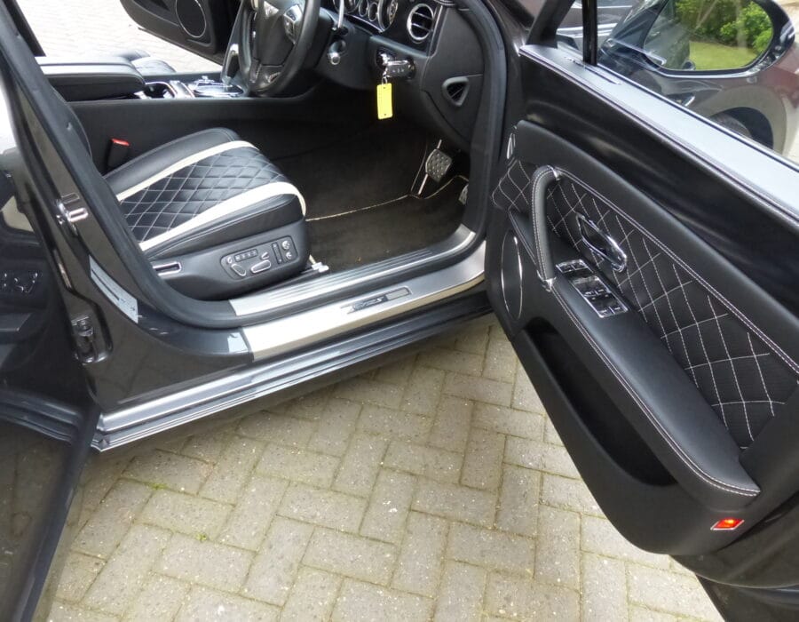 2017 BENTLEY FLYING SPUR W12 S SALOON