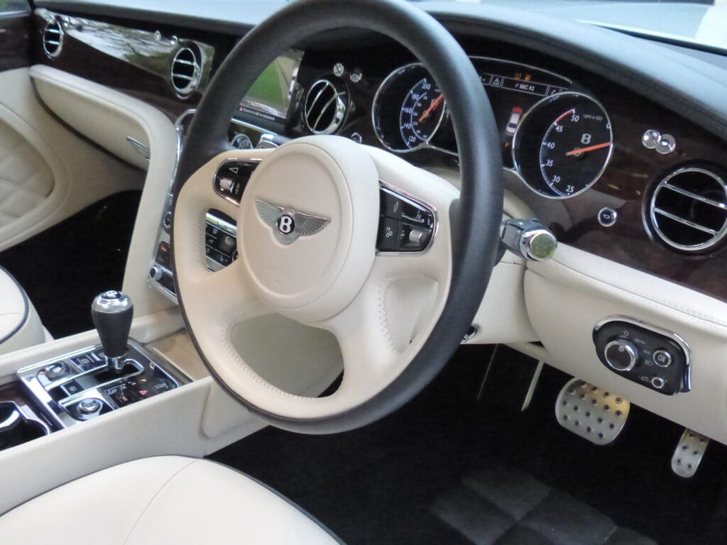 2016 BENTLEY MULSANNE SALOON