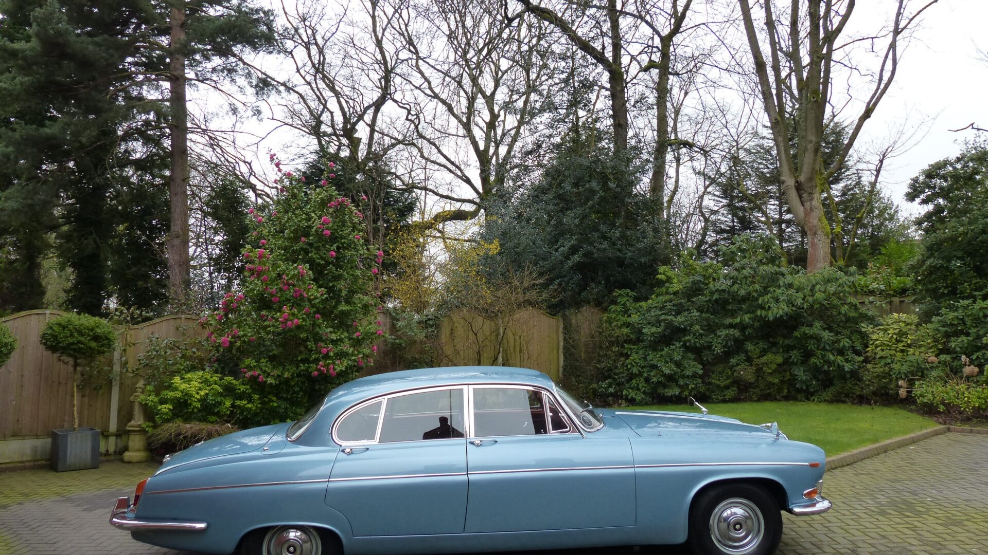1969 JAGUAR 420G MANUAL WITH O/D
