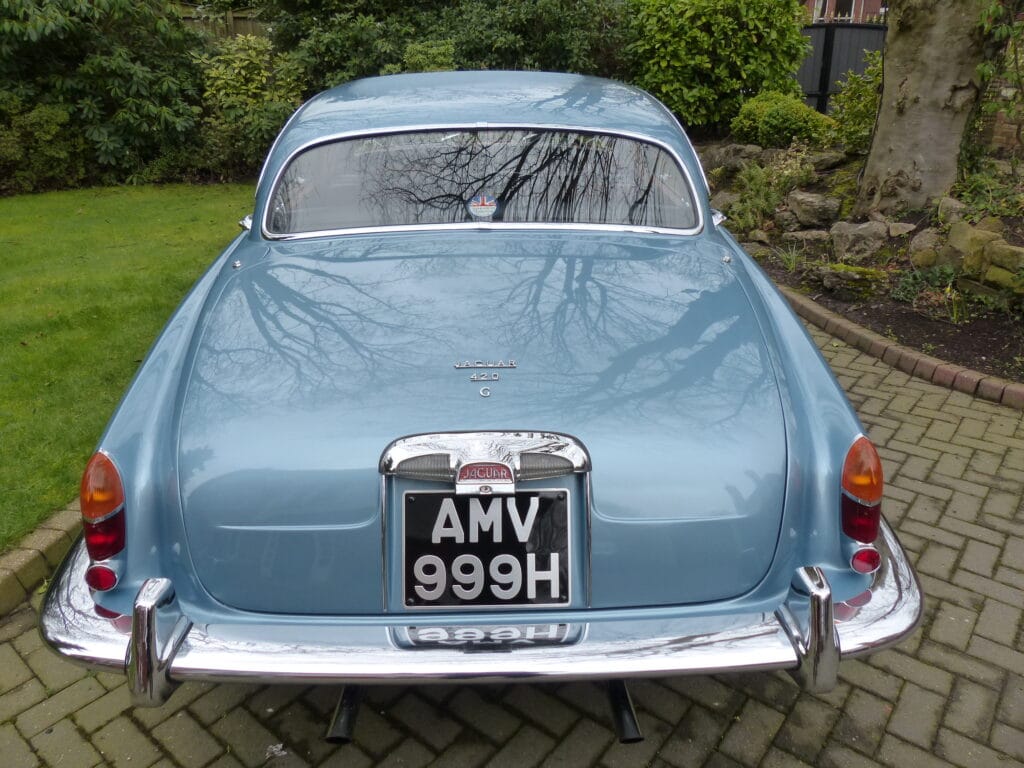 1969 JAGUAR 420G MANUAL WITH O/D