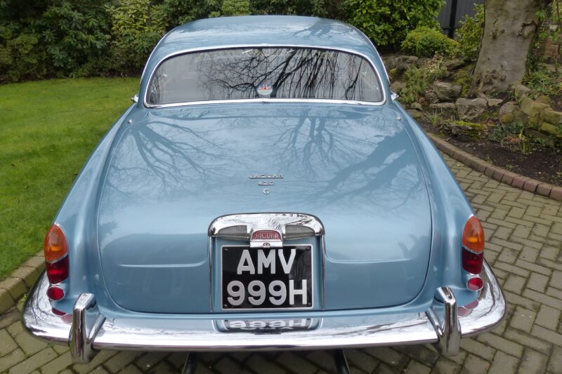 1969 JAGUAR 420G MANUAL WITH O/D