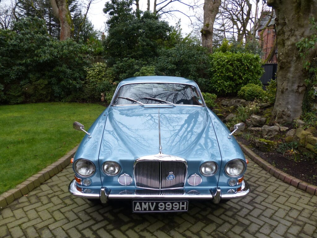 1969 JAGUAR 420G MANUAL WITH O/D