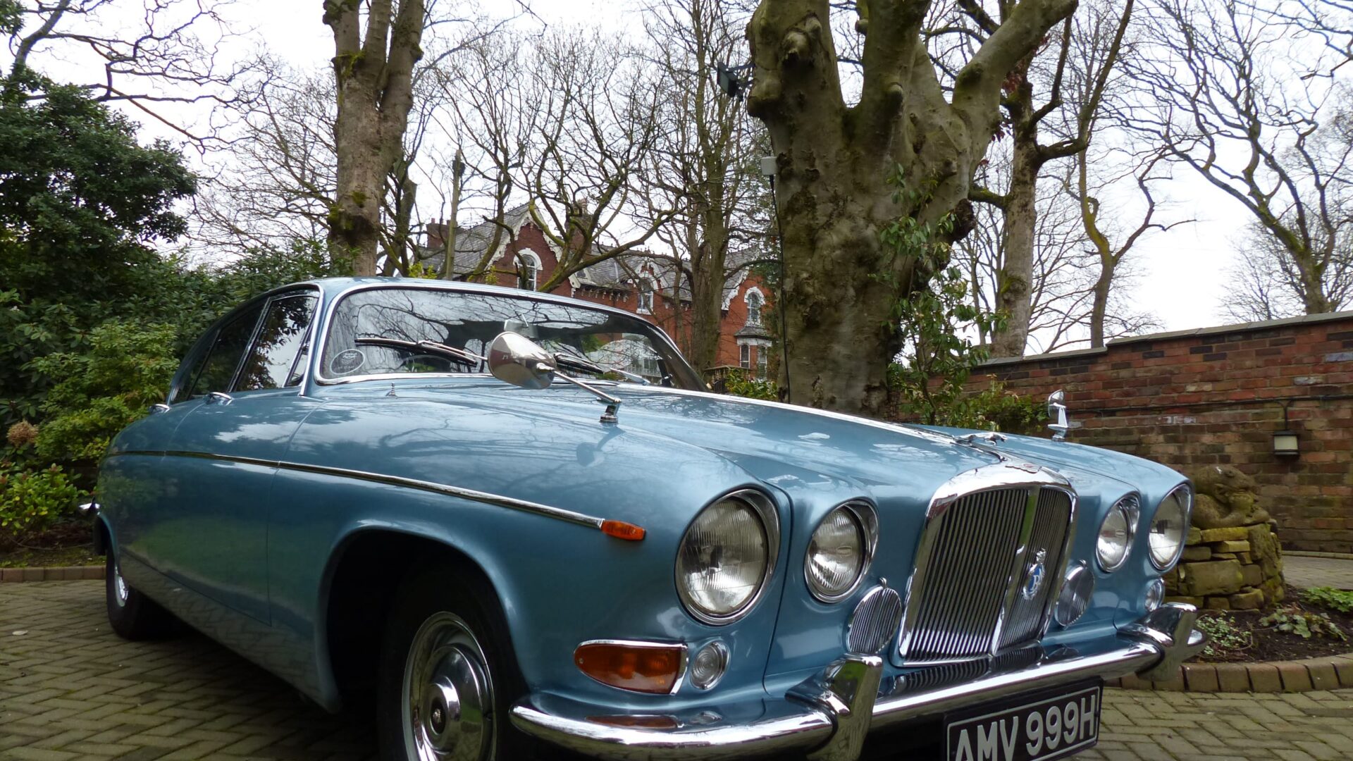 1969 JAGUAR 420G MANUAL WITH O/D