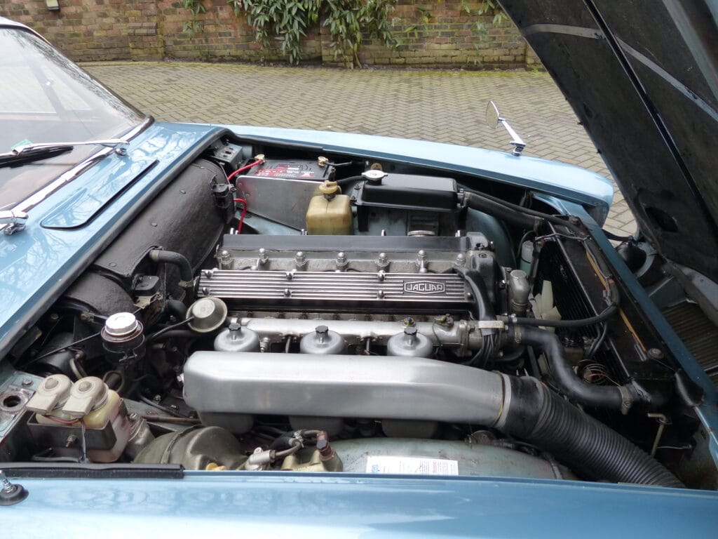 1969 JAGUAR 420G MANUAL WITH O/D