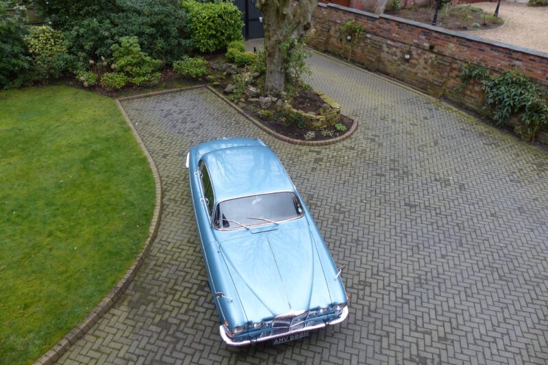 1969 JAGUAR 420G MANUAL WITH O/D