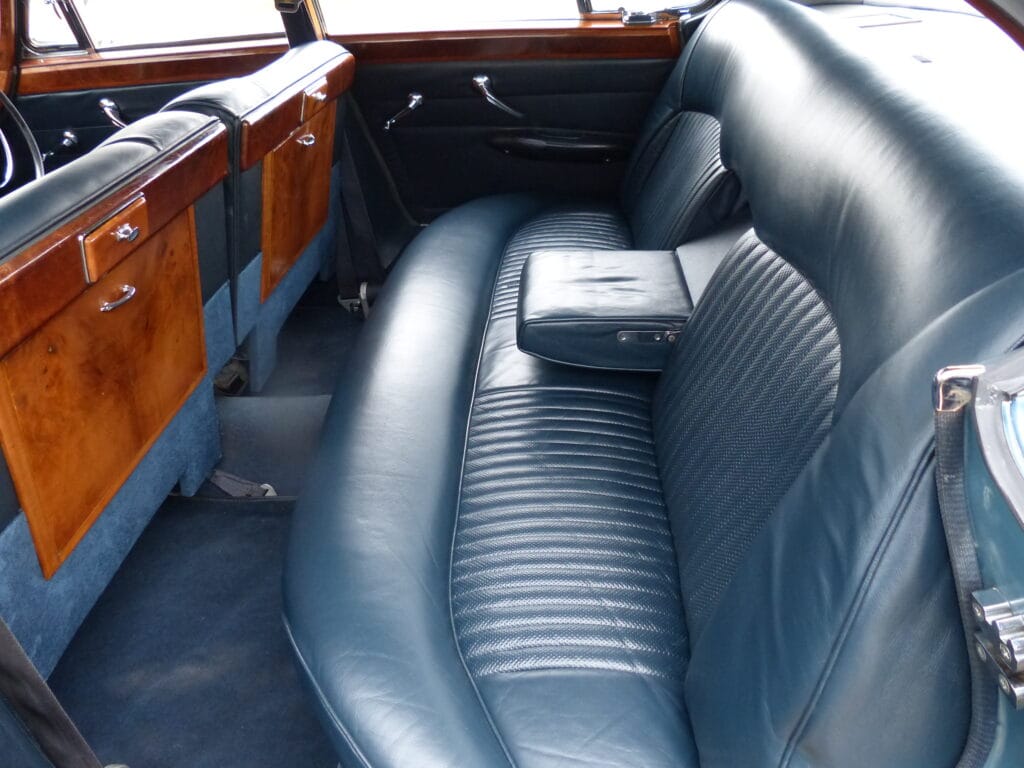 1969 JAGUAR 420G MANUAL WITH O/D