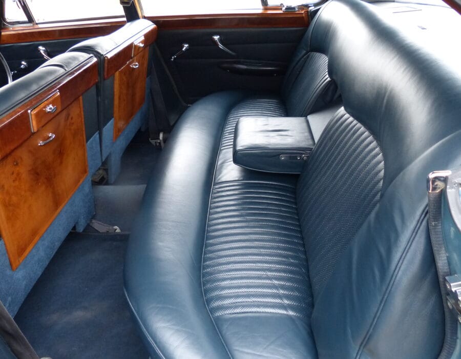 1969 JAGUAR 420G MANUAL WITH O/D