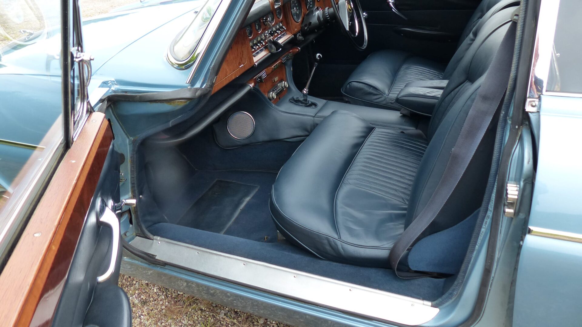 1969 JAGUAR 420G MANUAL WITH O/D