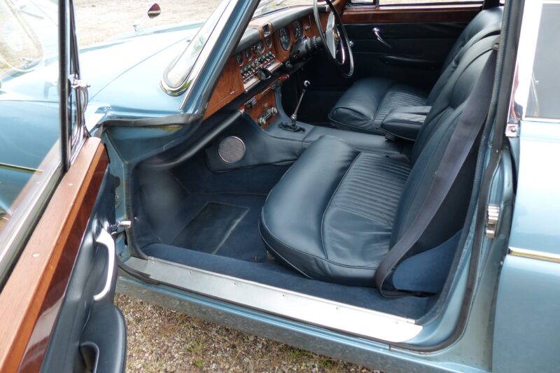1969 JAGUAR 420G MANUAL WITH O/D