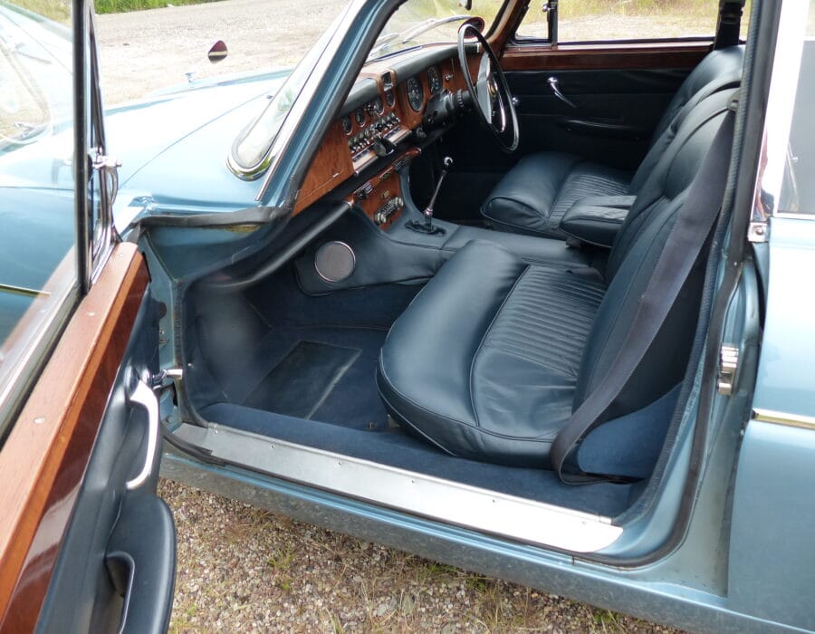 1969 JAGUAR 420G MANUAL WITH O/D