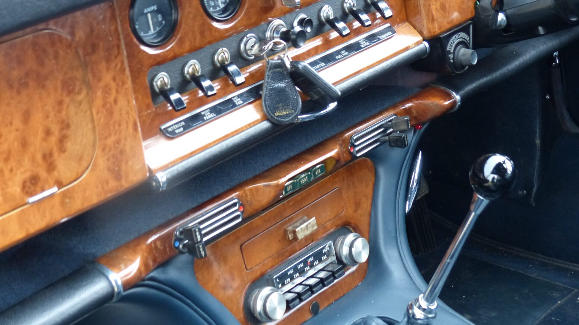 1969 JAGUAR 420G MANUAL WITH O/D