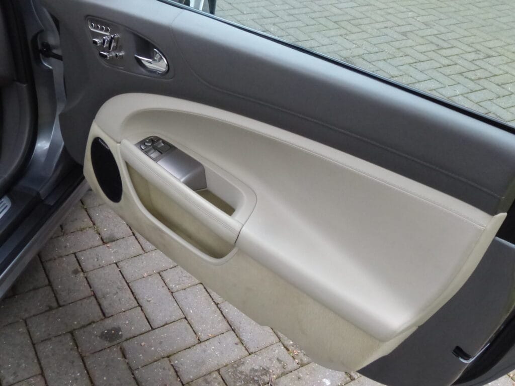 2009 JAGUAR XK 5.0L V8 PORTFOLIO COUPE RESERVED