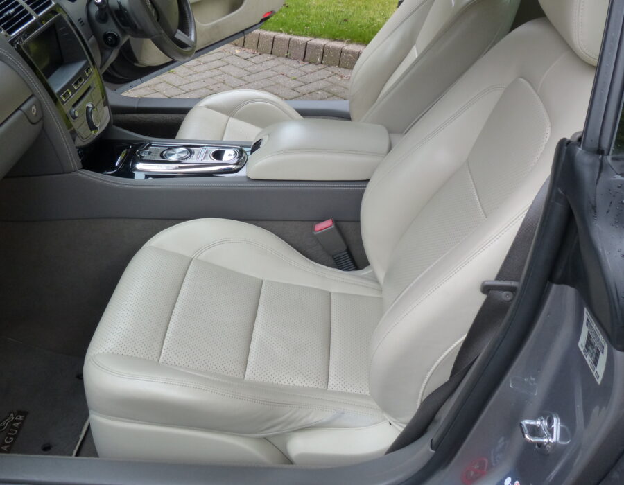2009 JAGUAR XK 5.0L V8 PORTFOLIO COUPE RESERVED
