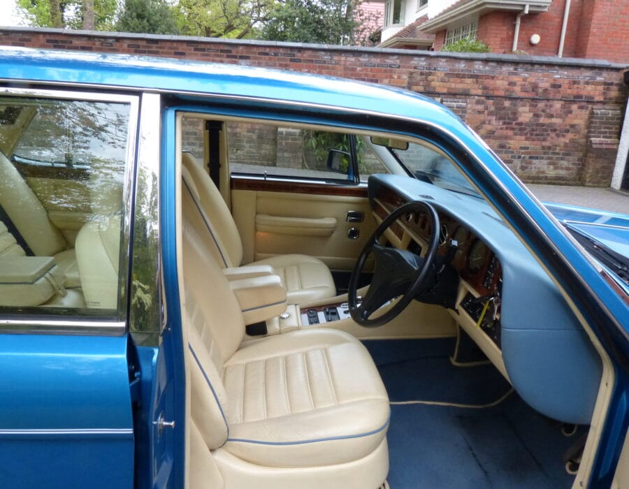 1989 BENTLEY TURBO R SALOON