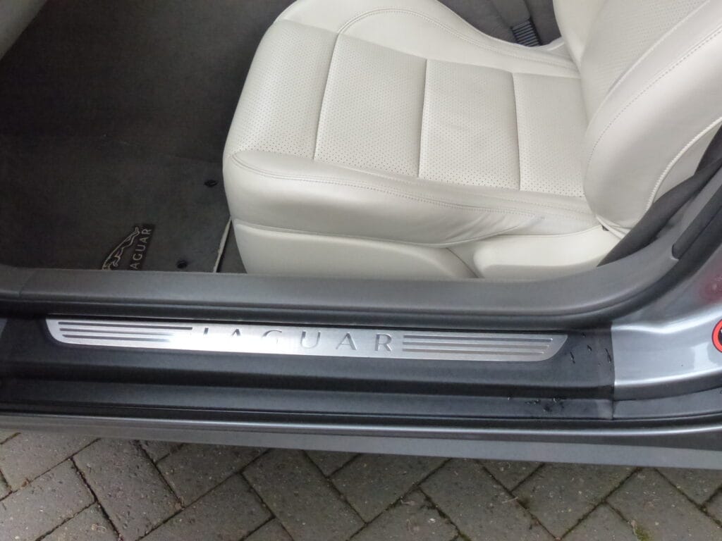 2009 JAGUAR XK 5.0L V8 PORTFOLIO COUPE RESERVED