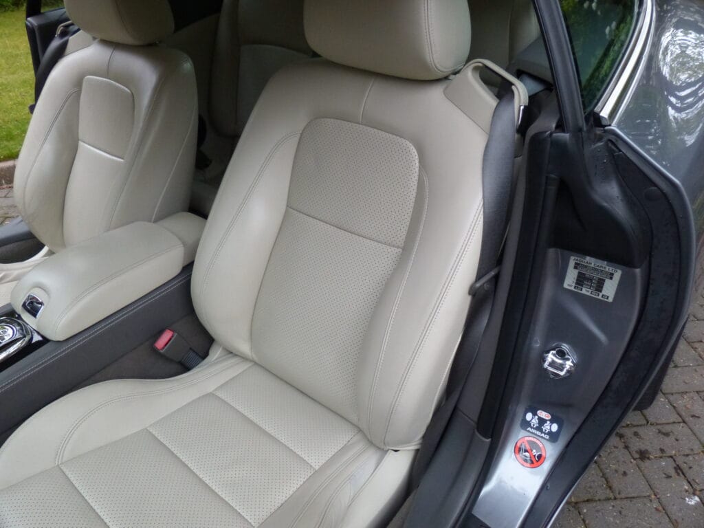 2009 JAGUAR XK 5.0L V8 PORTFOLIO COUPE RESERVED