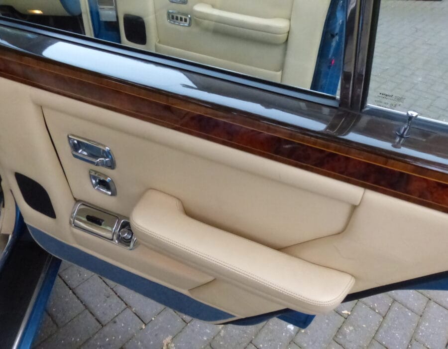 1989 BENTLEY TURBO R SALOON