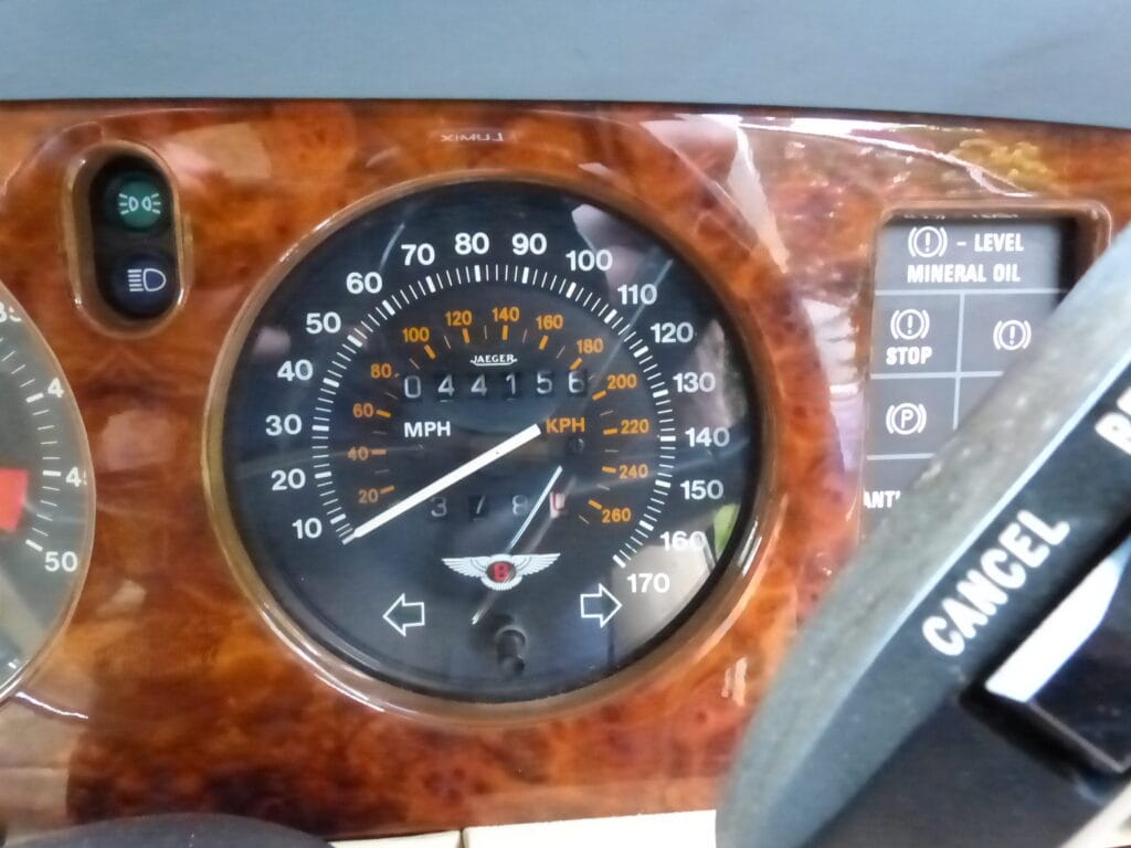 1989 BENTLEY TURBO R SALOON