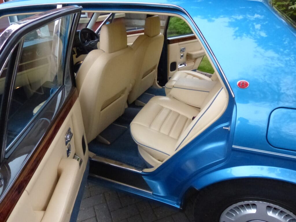 1989 BENTLEY TURBO R SALOON
