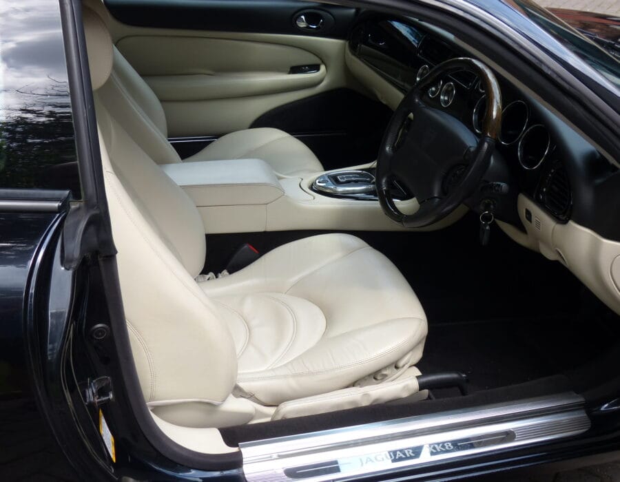 2003(53REG) JAGUAR XK8 4.2 COUPE