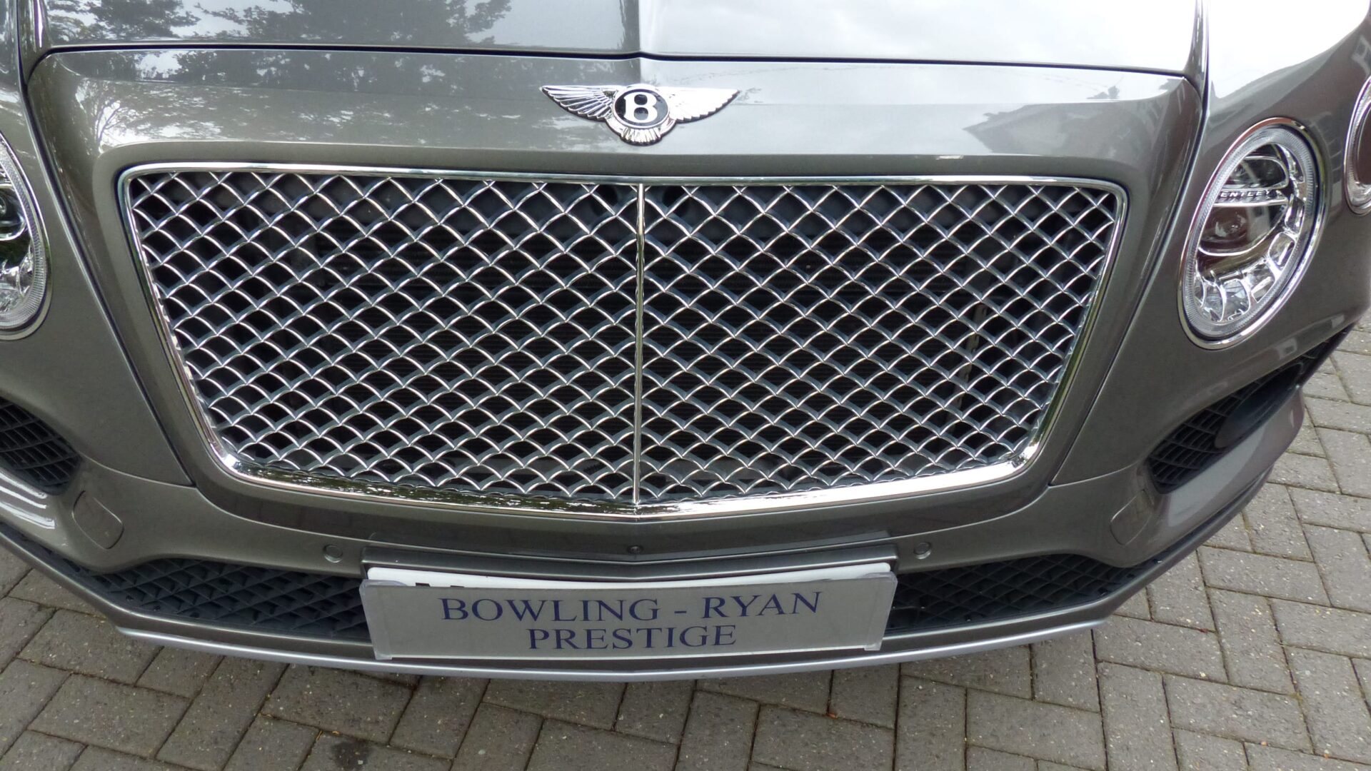 2017 BENTLEY BENTAYGA 6.O W12 4WD AUTO SOLD