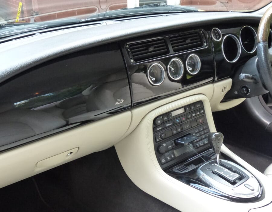 2003(53REG) JAGUAR XK8 4.2 COUPE