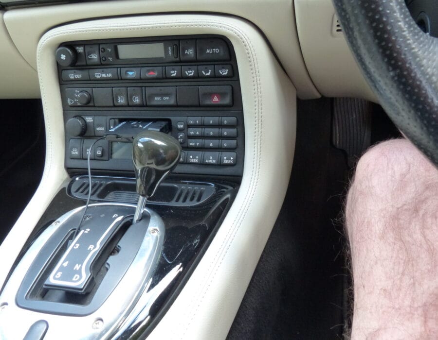 2003(53REG) JAGUAR XK8 4.2 COUPE
