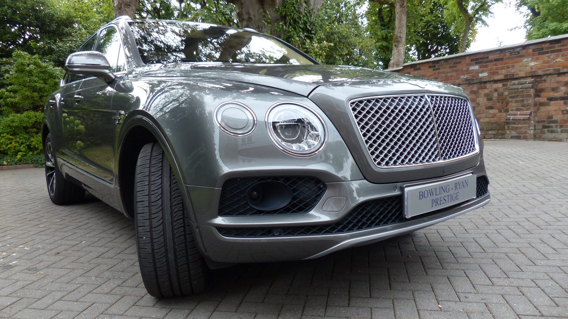2017 BENTLEY BENTAYGA 6.O W12 4WD AUTO SOLD