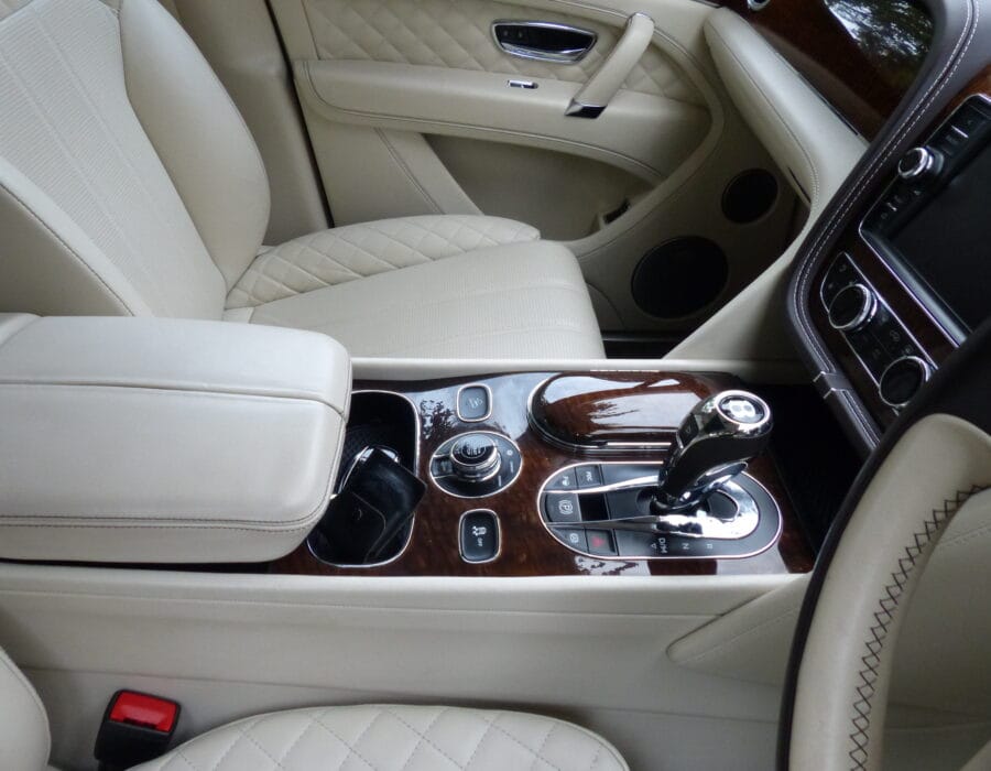 2017 BENTLEY BENTAYGA 6.O W12 4WD AUTO