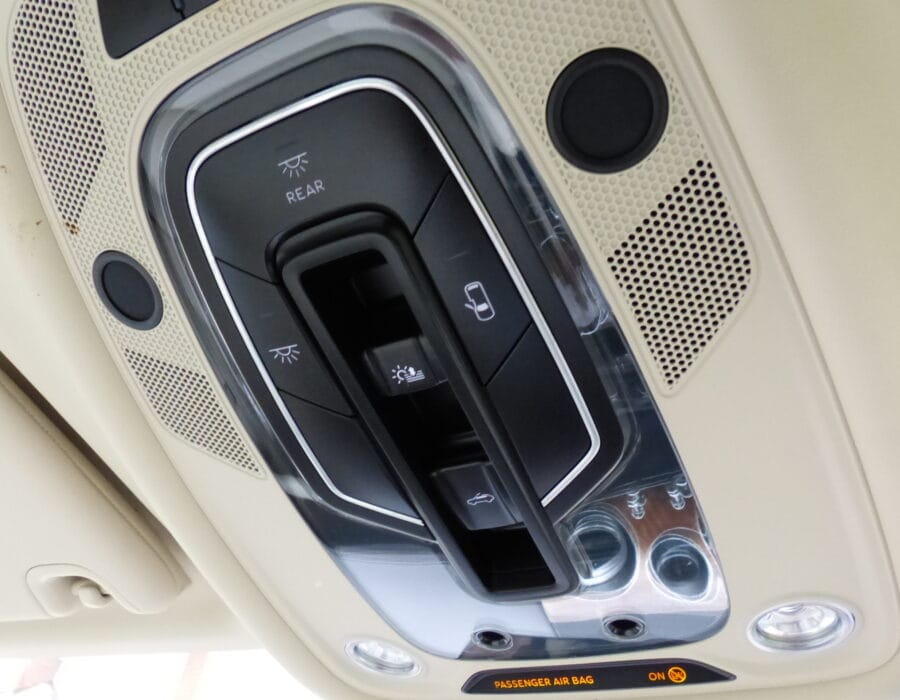 2017 BENTLEY BENTAYGA 6.O W12 4WD AUTO