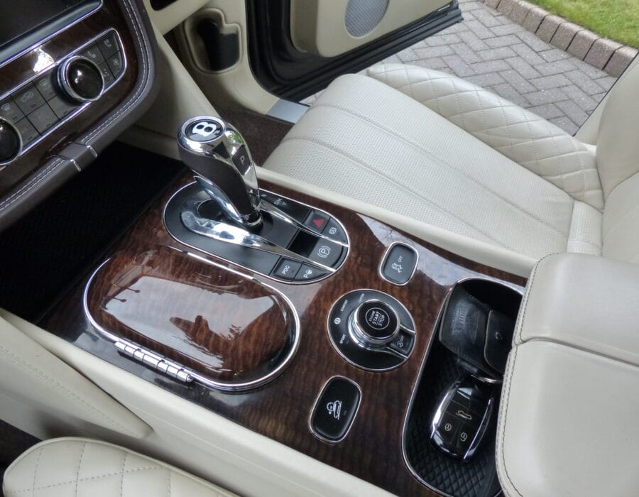 2017 BENTLEY BENTAYGA 6.O W12 4WD AUTO