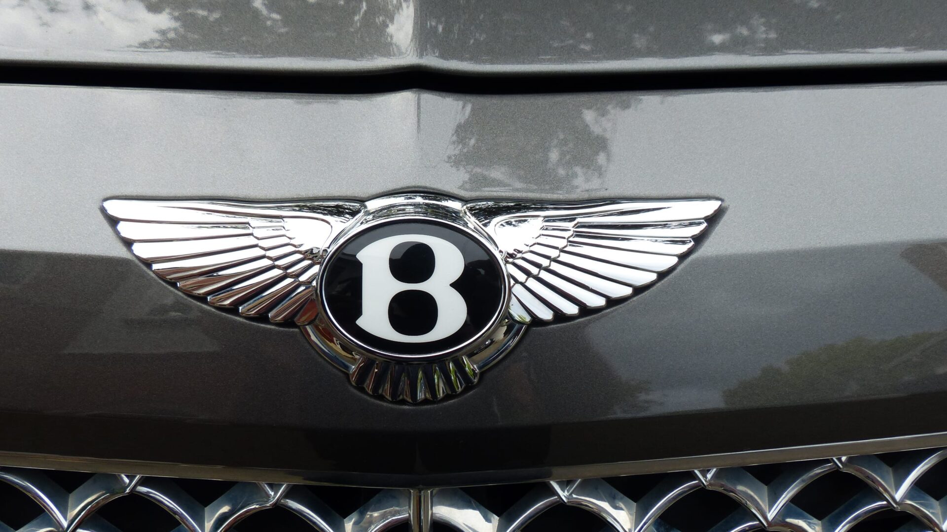 2017 BENTLEY BENTAYGA 6.O W12 4WD AUTO SOLD